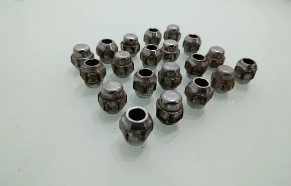 Nissan Qashqai Nuts/bolts 