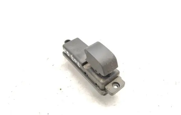Mazda 2 Electric window control switch D65166370 03124500