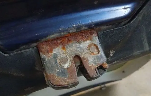Fiat Stilo Tailgate/trunk/boot lock/catch/latch