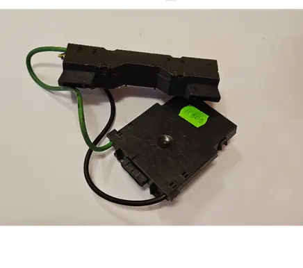 BMW 5 E60 E61 Alarm control unit/module 9149672 28090824 577621DE