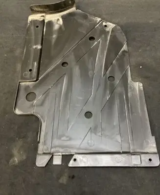 BMW M4 F82 F83 Front underbody cover/under tray 57550913