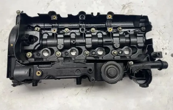 BMW 3 E90 E91 Rocker cam cover 781058408