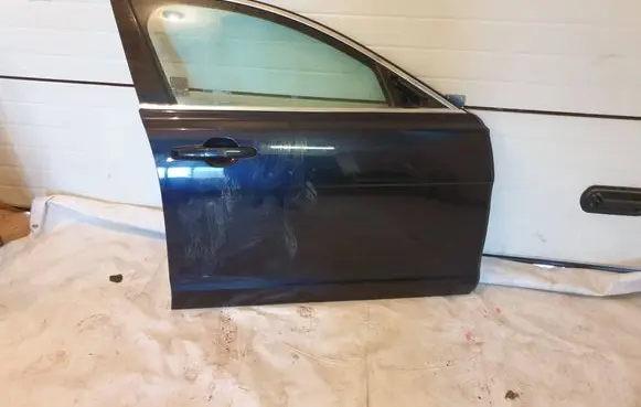 Jaguar XF X260 Front door 