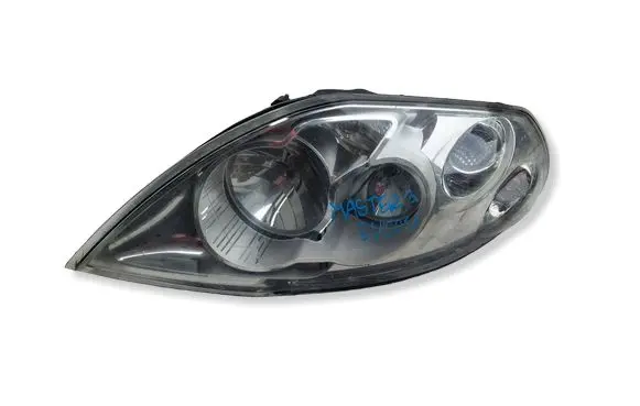 Renault Master III Headlight/headlamp 17064602