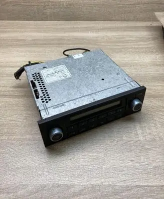 Volkswagen Multivan T5 Radio/CD/DVD/GPS head unit 7H0035156