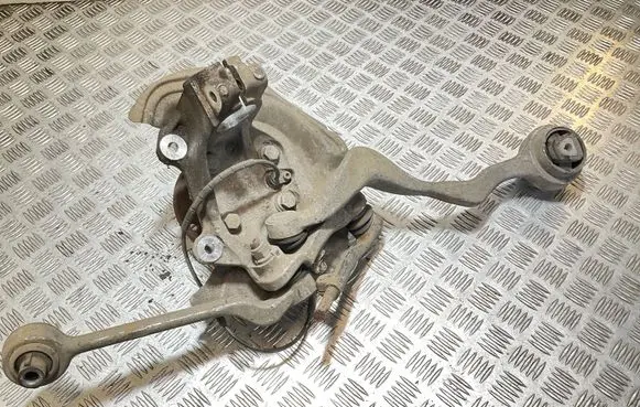 BMW 1 E82 E88 Front wheel hub 6764443