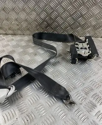 Volkswagen Transporter - Caravelle T5 Front seatbelt 7E0857806RAA