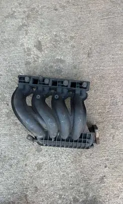 Mercedes-Benz E W211 Intake manifold A61109037