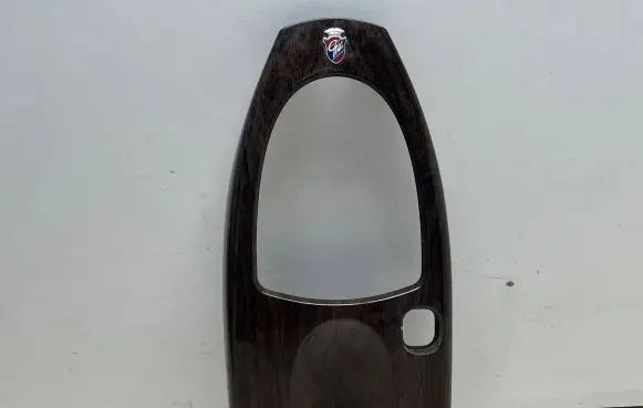 Ford Focus Gear shifter surround trim plastic 98ABA045B78B 69Z0