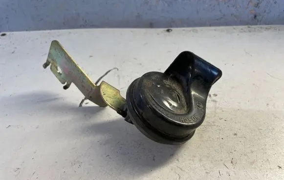 Renault Kangoo I Horn signal 7700425726