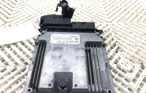 Volkswagen PASSAT B8 Engine control unit/module ECU 04L907309M