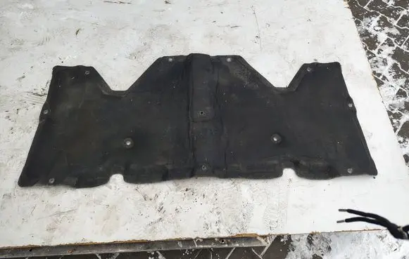 Nissan Navara Engine bonnet/hood sound/heat insulation 