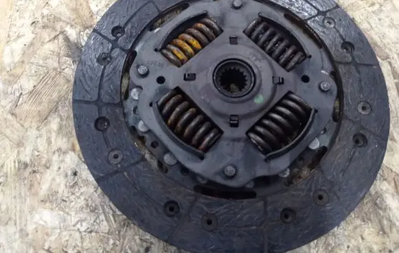 Clutch pressure plate