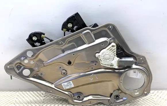 Mercedes-Benz CLS C218 X218 Rear door window regulator with motor 