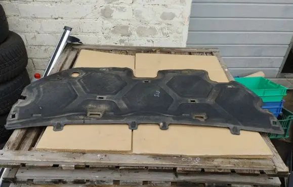 Ford B-MAX Engine bonnet/hood sound/heat insulation 