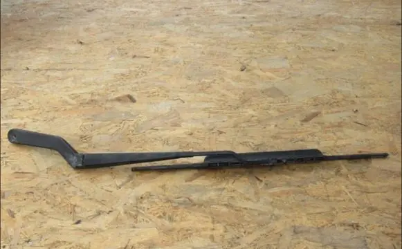 Porsche Panamera (970) Front wiper blade arm 970628027