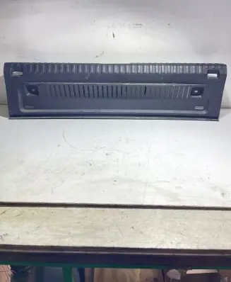 Volkswagen Tiguan Trunk/boot sill cover protection 5N0863459
