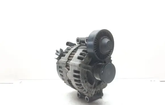 BMW 3 E92 E93 Generator/alternator 7550968 7551256 0121715012