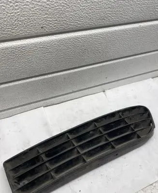 Audi A6 S6 C4 4A Front grill 4A0807345J