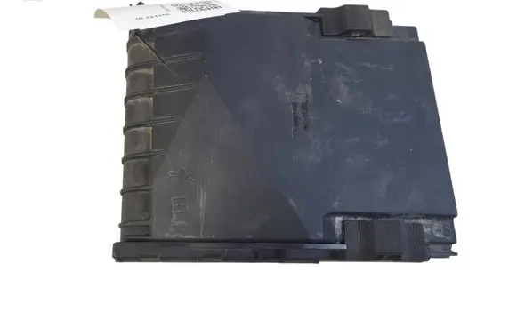 Volkswagen Golf VI Fuse box cover 1K0937132F