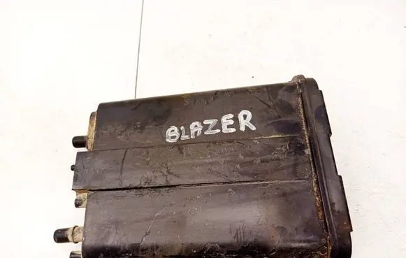Chevrolet Blazer Active carbon filter fuel vapour canister 17201171