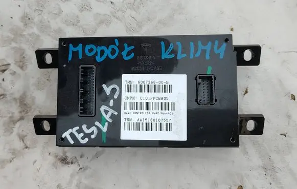 Tesla Model S Air conditioning/heating control unit 6007366-00-B