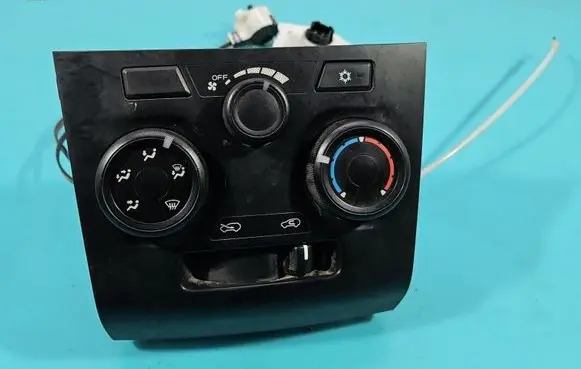 Isuzu D-Max Climate control/heater control trim 8981201374 IMPRK1535138
