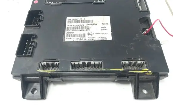 Tesla Model S Comfort/convenience module 101090700D