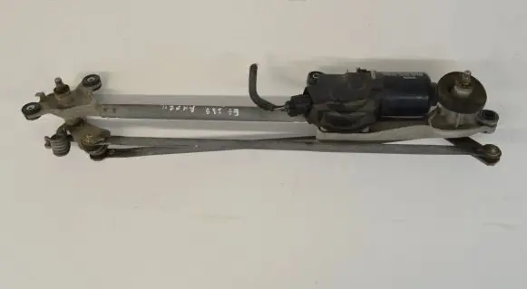 Lexus ES 250 - 300 - 330 Front wiper linkage and motor