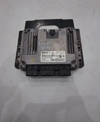 Peugeot 307 Engine control unit/module ECU 0281013381 9662213180