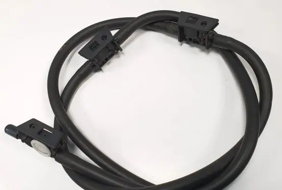 Mercedes-Benz C W205 Windshield washer spray nozzle 