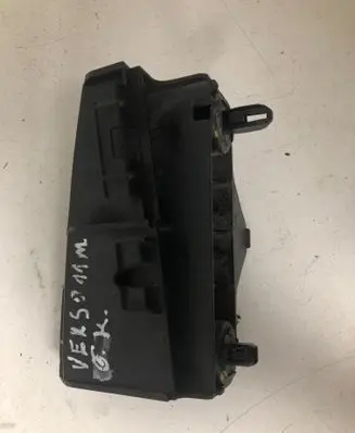 Toyota Verso Rear bumper mounting bracket 25630F020
