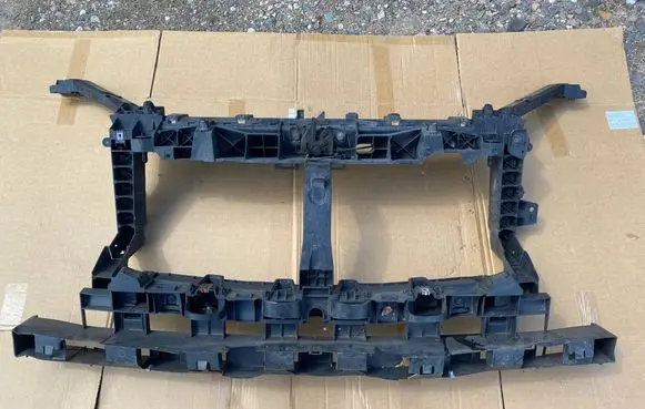 Renault Trafic III (X82) Radiator support slam panel bracket 625001299RBILI 625001299R