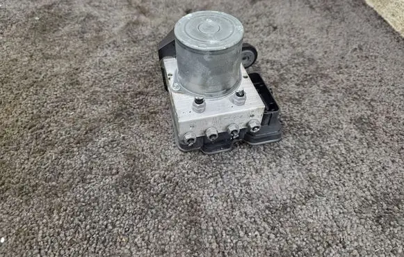 Skoda Kamiq ABS Pump 2Q0614517AQ