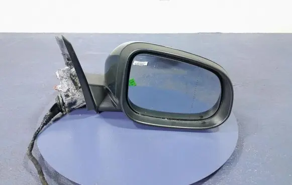 Volvo V60 Front door electric wing mirror