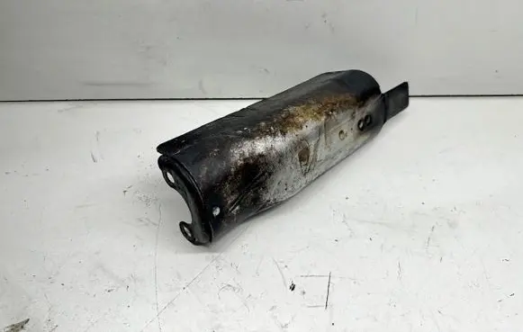 BMW 5 E39 Heat shield in engine bay 2249843C 2249843