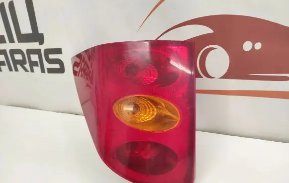 Peugeot 1007 Rear/tail lights