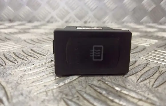 Volkswagen PASSAT B5.5 Windscreen/window heater switch 3B0959621C