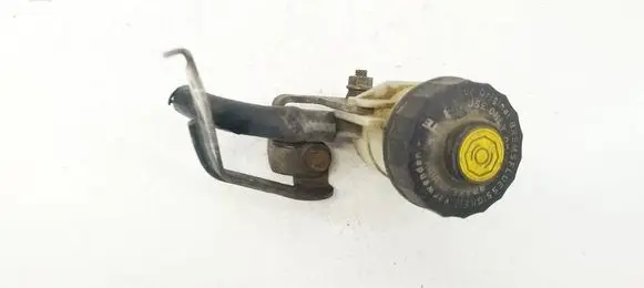 Honda Civic Brake fluid reservoir 