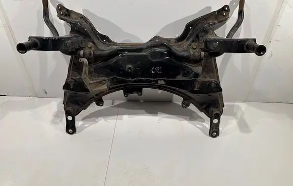 Toyota C-HR I Front subframe