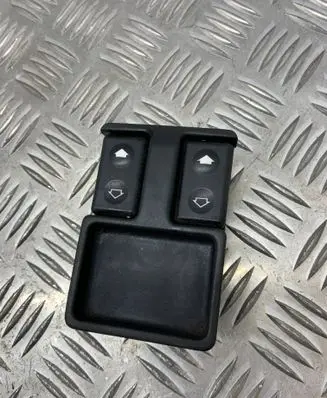 BMW 5 E34 Electric window control switch 1374491
