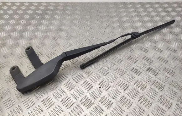 Mercedes-Benz E C207 W207 Windshield/front glass wiper blade A2078200744