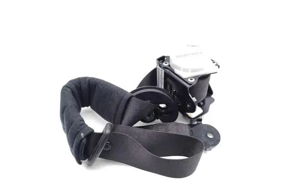 BMW X6 E71 Front seatbelt 7161041