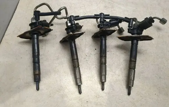 Skoda Superb B6 (3T) Fuel injectors set 03l130277 0445116030