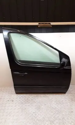 Mercedes-Benz Vaneo W414 Front door