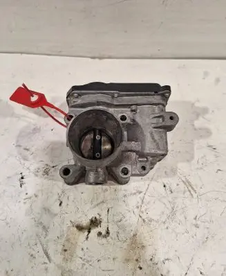 Renault Clio III Throttle body valve 8200568772C