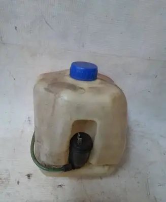 Volkswagen PASSAT B2 Windshield washer fluid reservoir/tank 321955453E