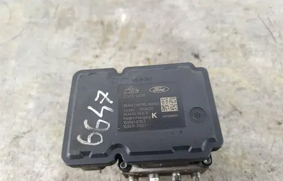 Mazda 3 II ABS Pump 8V612C405AE