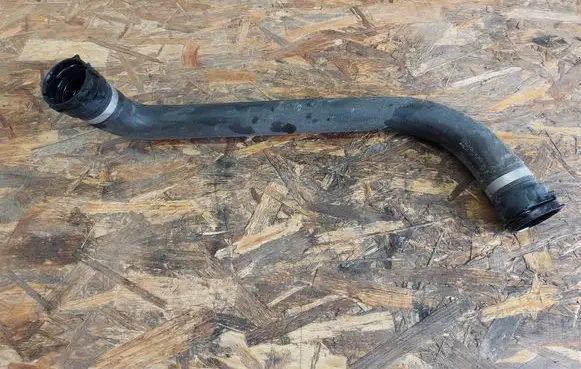 Mercedes-Benz Vito Viano W447 Engine coolant pipe/hose A4475010500