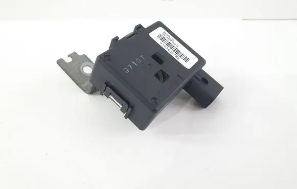 Mitsubishi Eclipse Cross Other control units/modules 8637A176